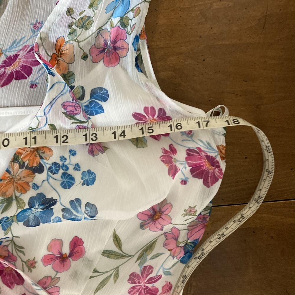 Calvin Klein Surplice Floral Print Dress Sz 6 Fairy Cottage Wedding Guest Easter - Picture 9 of 13